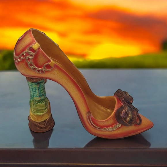 Vintage Decorative Sculpted High Heel Shoe Figurine with Purse Art Vanity Decor - Picture 12 of 12